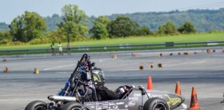 Les contamos sobre UNAM Motorsports