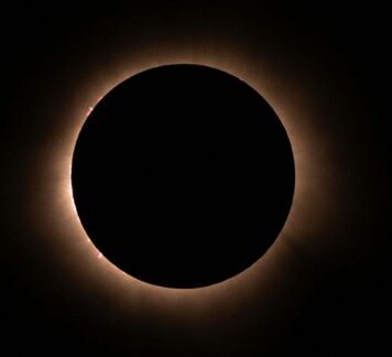 12 de Agosto: Eclipse Solar en México