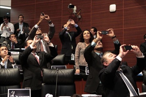 Senado endurece sanciones contra acoso telefónico